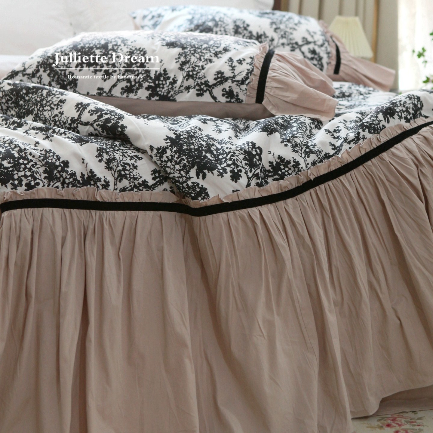 ชุดเครื่องนอนสไตล์เจ้าหญิงฝรั่ - Aesthetic Floral Duvet Cover บทวิจารณ์และราคา